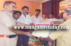 Mangalore : ID cards distributed to autorickshaw drivers